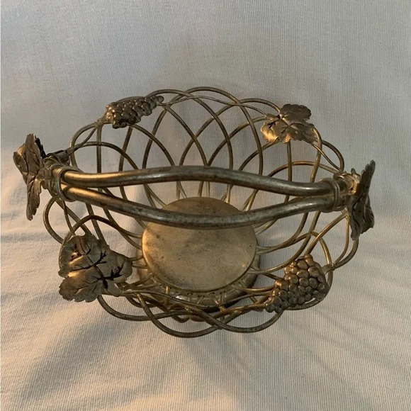 Vintage Sliver Plated Basket, Godingers - Picture 2 of 7